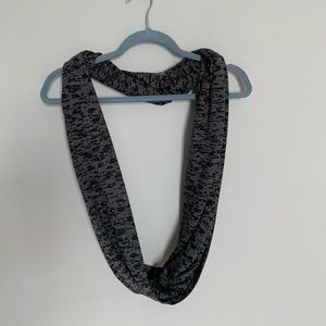 Grey and Black Circle Scarf